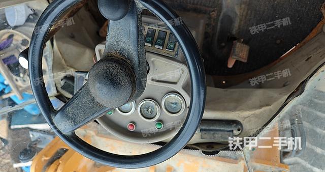 驾驶室操作台（整机外观及大件）