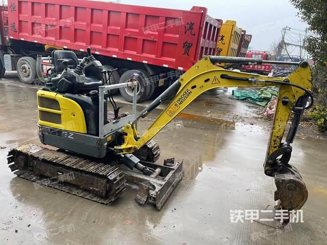 整机右后45°（整机外观）