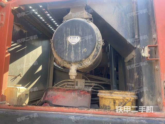 散熱器正面（大件艙室）