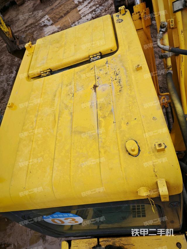 駕駛室頂部俯視（上車部件）