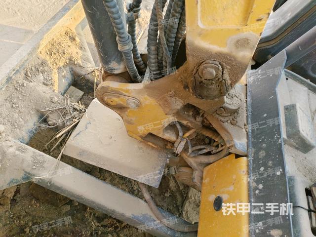 大臂根部?斜(工作和回轉(zhuǎn)裝置) 大臂根部?斜(工作和回轉(zhuǎn)裝置)