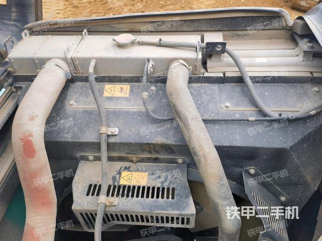 水箱+風(fēng)扇特寫(上車部件) 水箱+風(fēng)扇特寫(上車部件)
