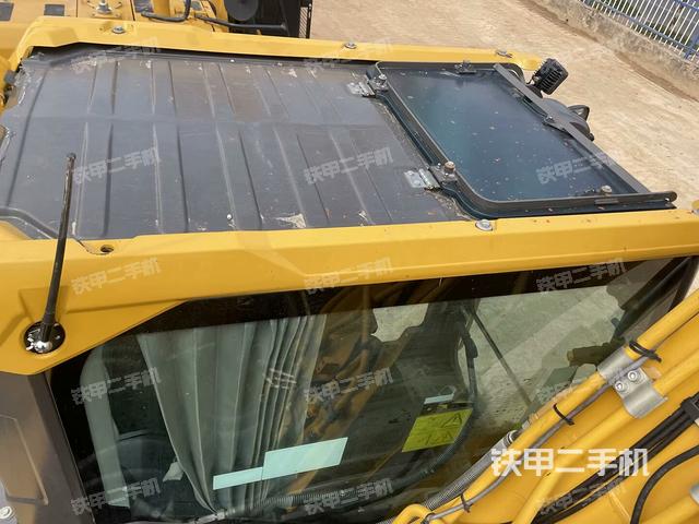 駕駛室頂部俯視(上車部件) 駕駛室頂部俯視(上車部件)