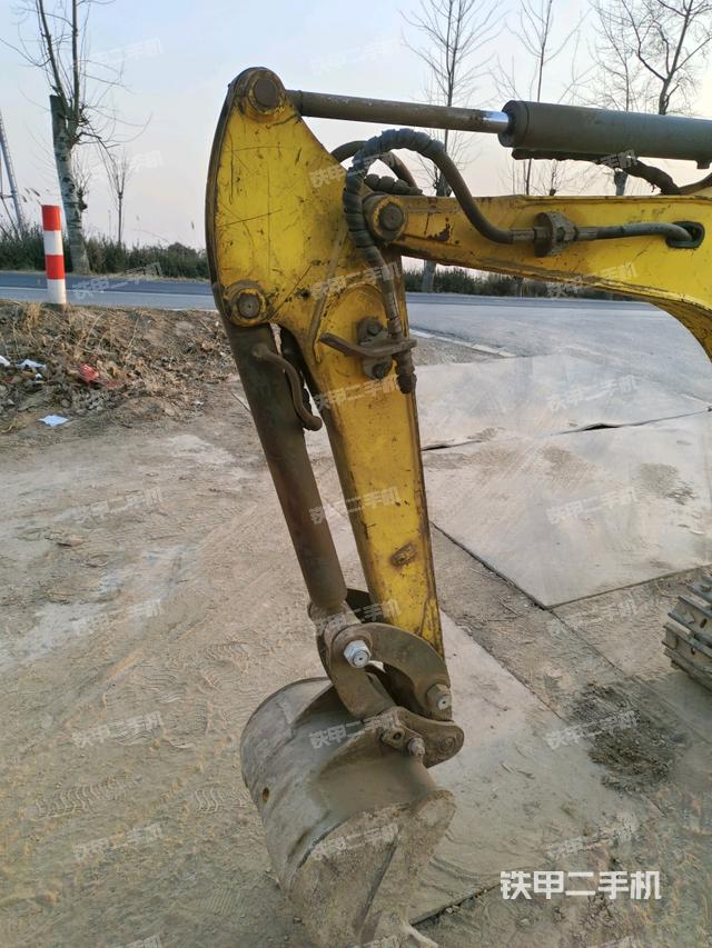 鏟斗右后整體（工作和回轉(zhuǎn)裝置）