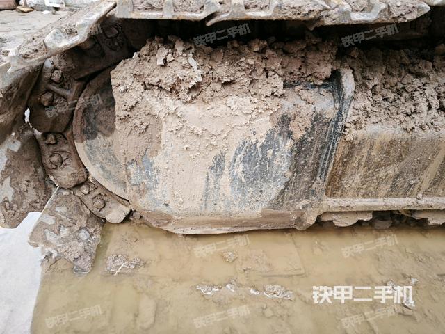 左導(dǎo)向輪（行走機(jī)構(gòu)）