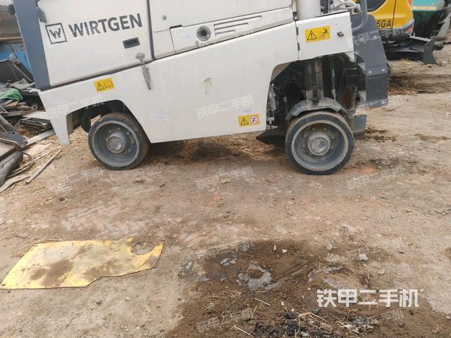 左驅(qū)動輪/左后輪（行走機(jī)構(gòu)）