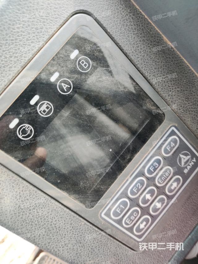 顯示屏?(駕駛室部分) 顯示屏?(駕駛室部分)