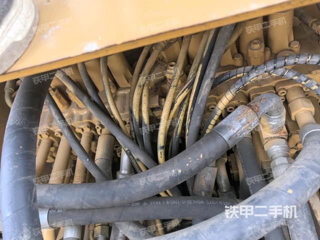 駕駛室頂部俯視（上車部件）