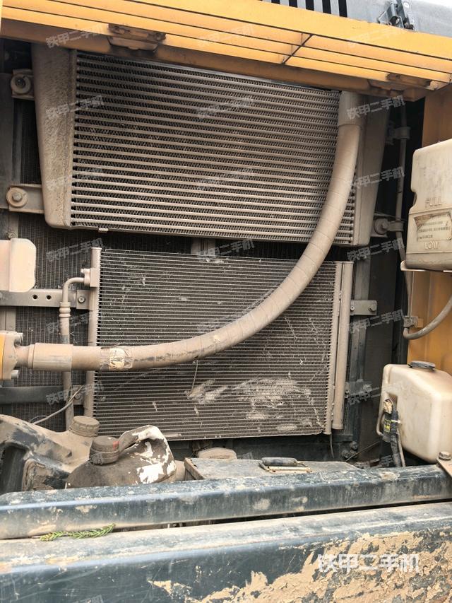 散熱器正面（大件艙室）