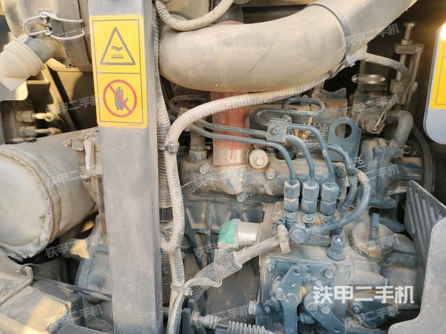 發(fā)動(dòng)機(jī)室(上車部件) 發(fā)動(dòng)機(jī)室(上車部件)