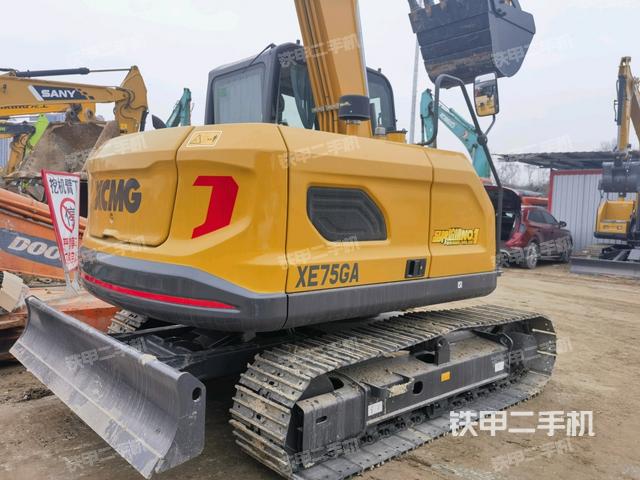 右后45(整機外觀) 右后45(整機外觀)