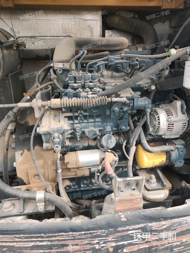 發(fā)動機室(上車部件) 發(fā)動機室(上車部件)