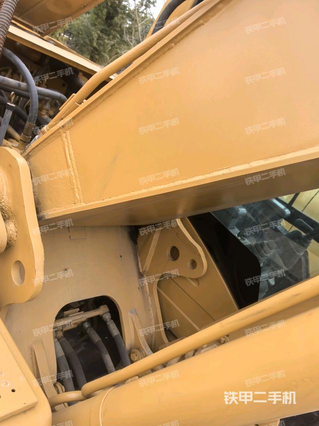 大臂根部?斜視（工作和回轉(zhuǎn)裝置）