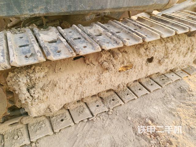 左側(cè)履帶整體?（行走機(jī)構(gòu)）