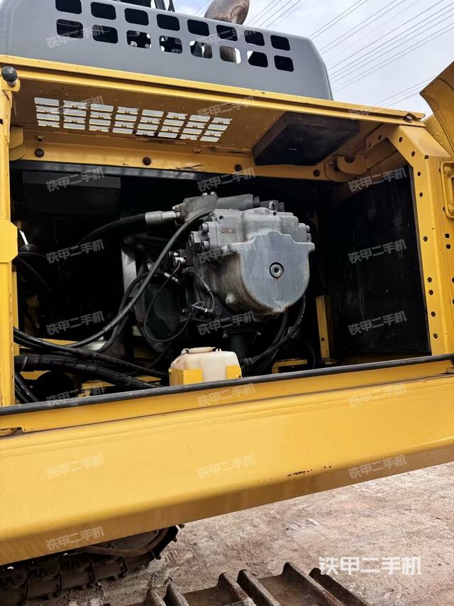 液壓泵室（大件艙室）