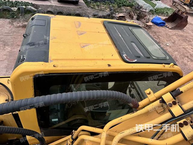 駕駛室頂部俯視（上車部件）