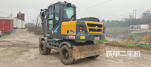 单侧履带整体（整机外观）