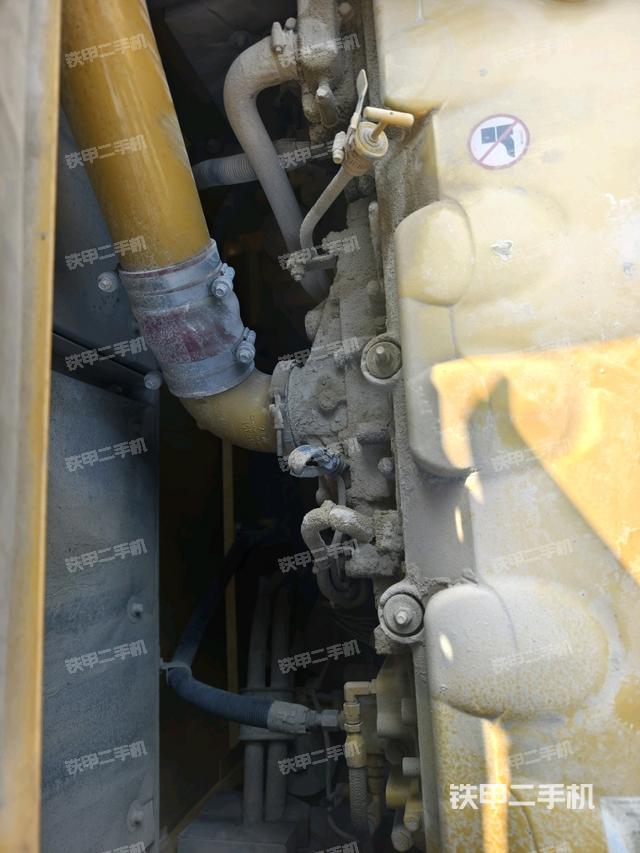 氣門室蓋螺絲特寫（上車部件）