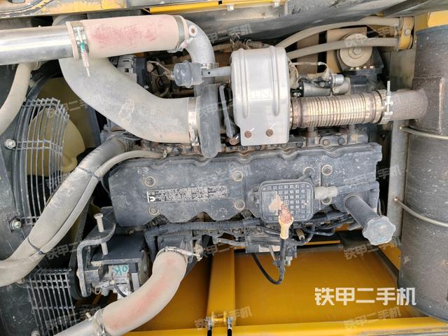 發(fā)動機室(上車部件) 發(fā)動機室(上車部件)
