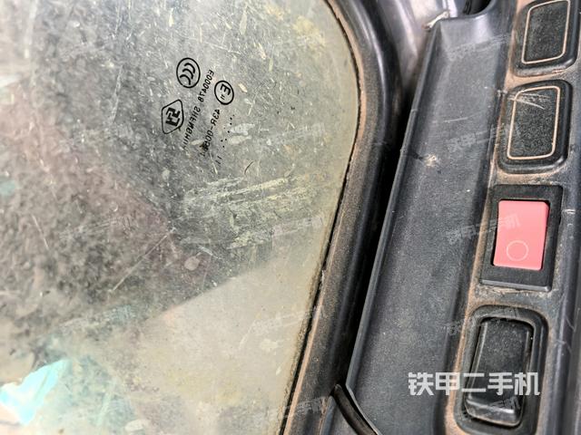 駕駛室左后45度（駕駛室部分）