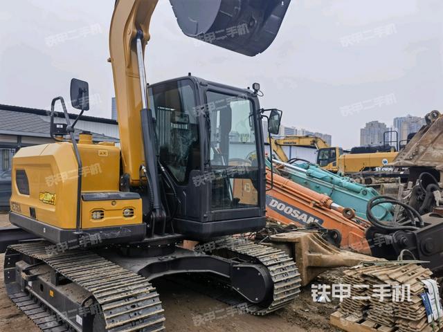 右前45(整機外觀) 右前45(整機外觀)