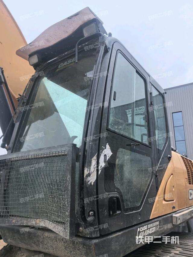 驾驶室左前45度(驾驶室部分) 驾驶室左前45度(驾驶室部分)