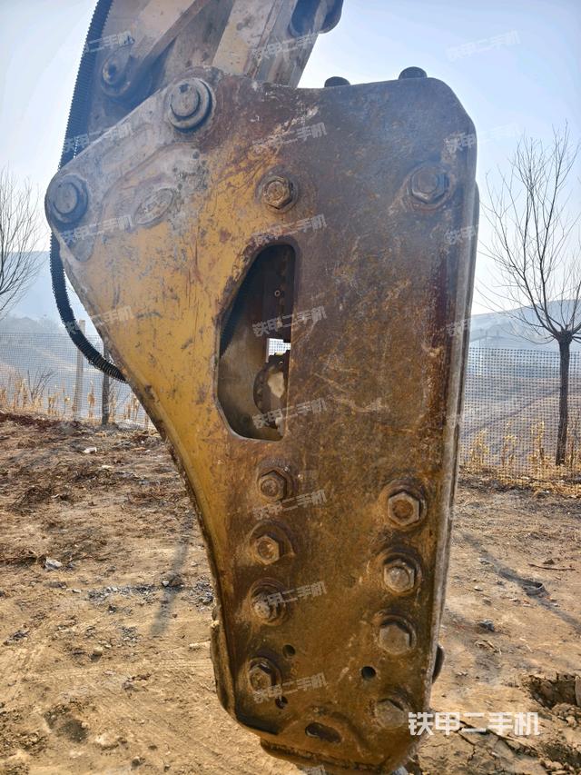 鏟斗右后整體（工作和回轉(zhuǎn)裝置）