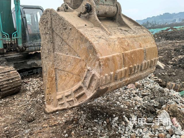 鏟斗45度（工作和回轉(zhuǎn)裝置）