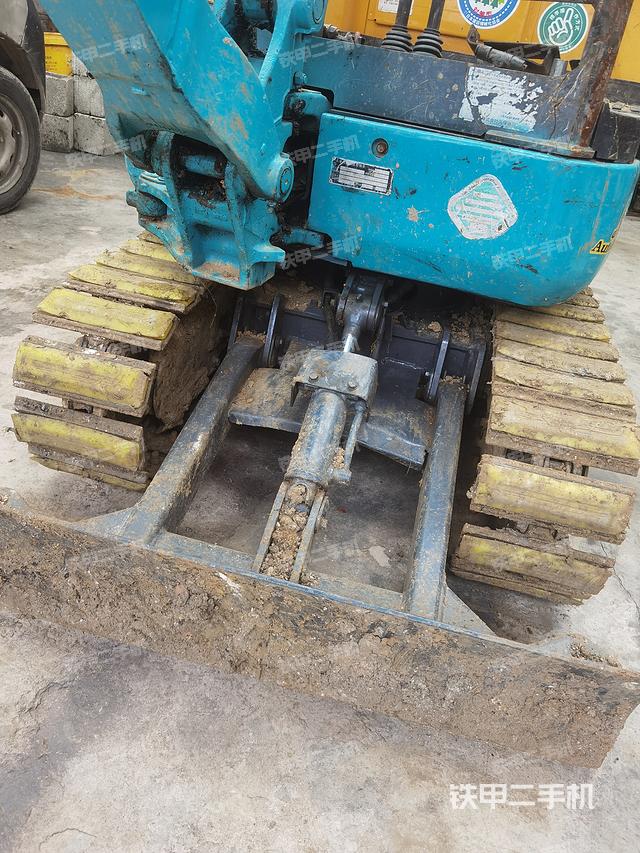 发动机整体俯视（整机外观）