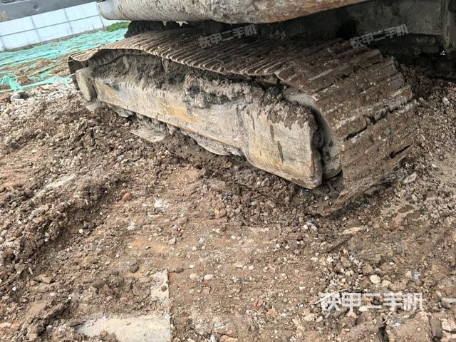 左導(dǎo)向輪（行走機(jī)構(gòu)）