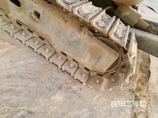 右導(dǎo)向輪（行走機(jī)構(gòu)）