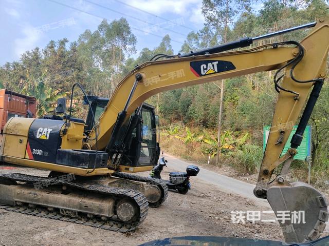 右前45(整機外觀) 右前45(整機外觀)