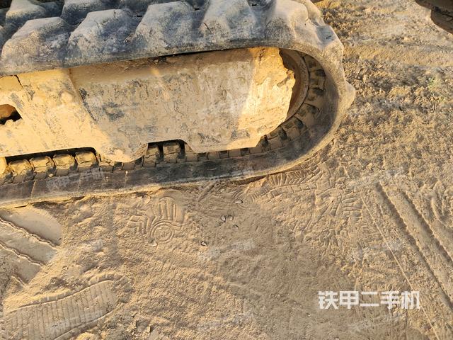 左導(dǎo)向輪(行走機(jī)構(gòu)) 左導(dǎo)向輪(行走機(jī)構(gòu))