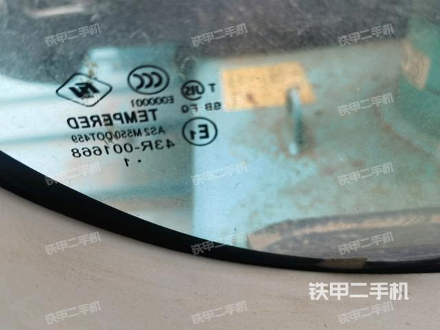 后窗玻璃角標(biāo)(駕駛室部分) 后窗玻璃角標(biāo)(駕駛室部分)