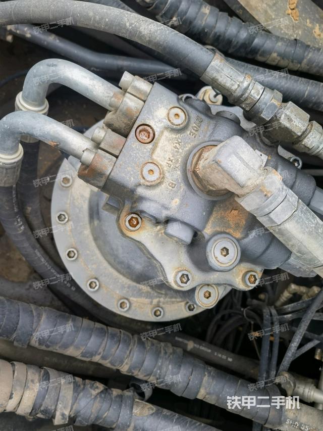 回轉(zhuǎn)馬達（上車部件）