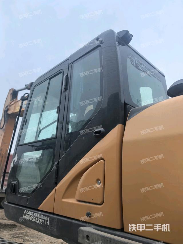 驾驶室左后45度(驾驶室部分) 驾驶室左后45度(驾驶室部分)