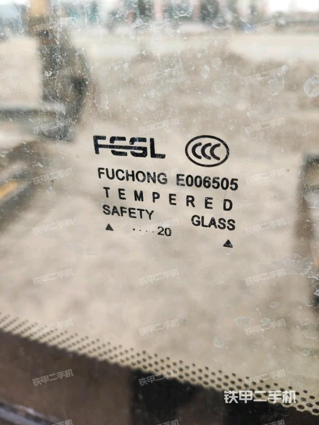 后窗玻璃角標(biāo)（駕駛室部分）