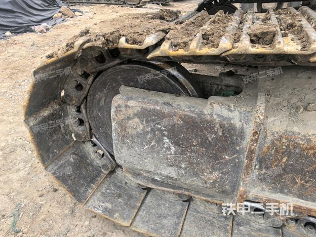 右导向轮(行走机构) 右导向轮(行走机构)