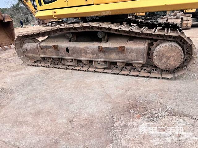 左側(cè)行走馬達(dá)蓋板（行走機(jī)構(gòu)）