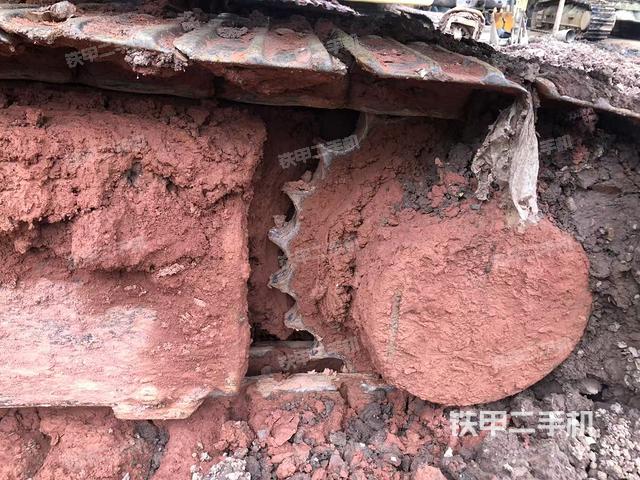 单侧履带整体（整机外观）