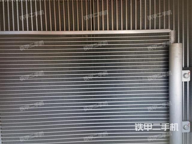 散熱器室(大件艙室) 散熱器室(大件艙室)