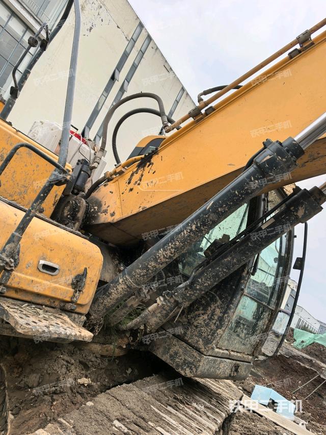 大臂根部?斜視（工作和回轉裝置）