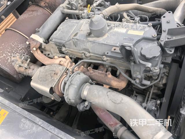 增压器特写(上车部件) 增压器特写(上车部件)