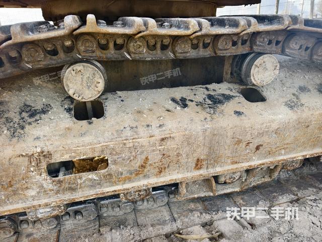 左側(cè)行走馬達(dá)蓋板（行走機(jī)構(gòu)）