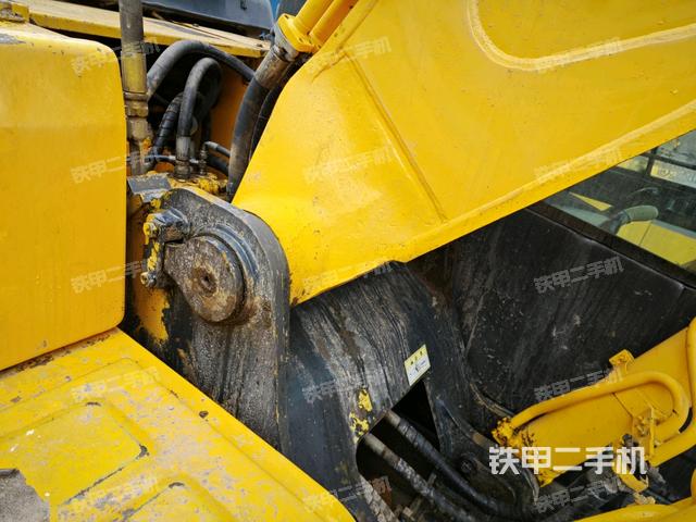 大臂根部?斜視（工作和回轉(zhuǎn)裝置）