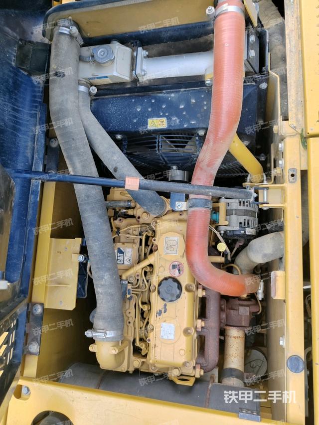 發(fā)動機室(上車部件) 發(fā)動機室(上車部件)