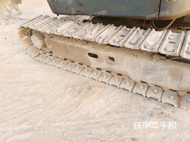 左側(cè)行走馬達(dá)蓋板（行走機(jī)構(gòu)）