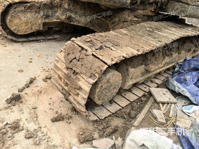 左側履帶整體?（行走機構）