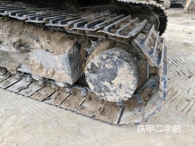 右驅(qū)動輪(行走機(jī)構(gòu)) 右驅(qū)動輪(行走機(jī)構(gòu))