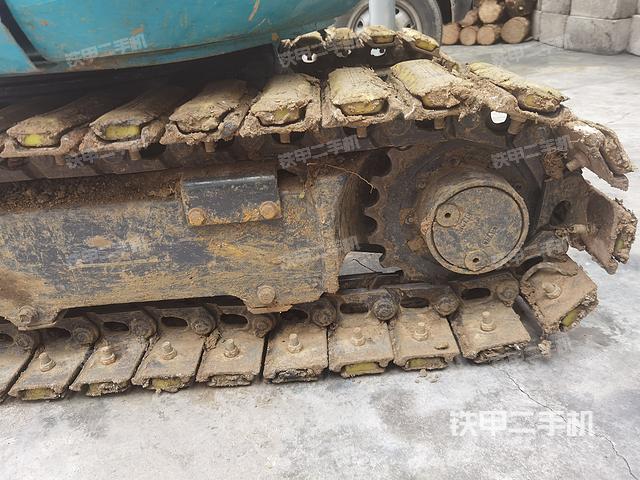 单侧履带整体（整机外观）